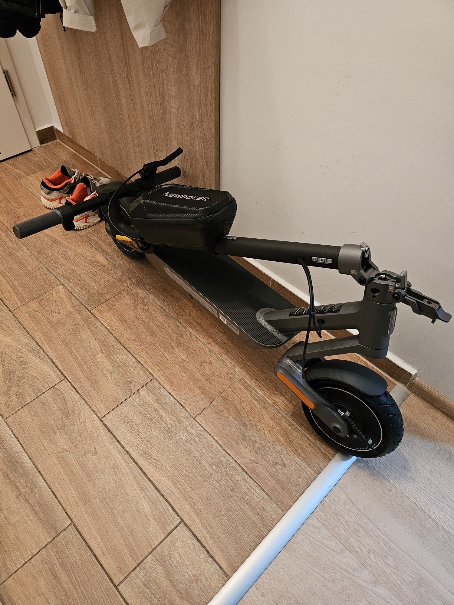 Trotineta electrica Xioami 4 Ultra nouă