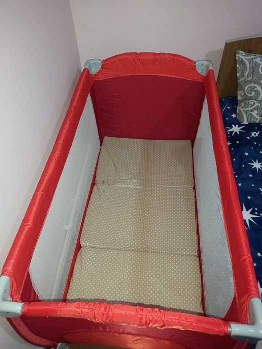 Pătuț în stare perfecta