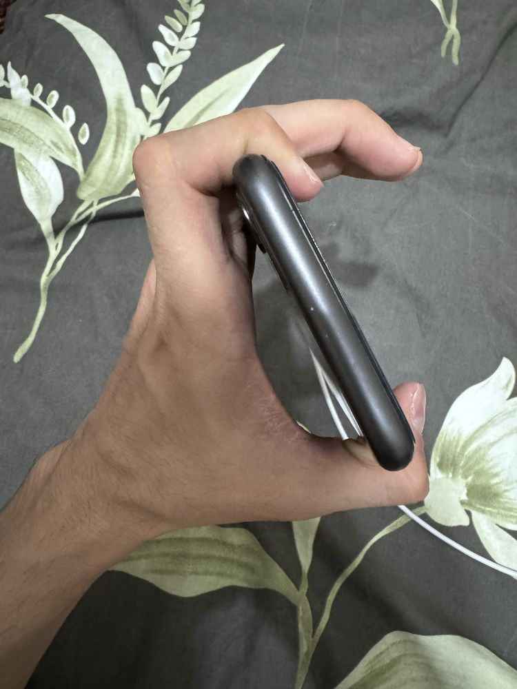 iphone 11 aybi wi fi ishlamidi