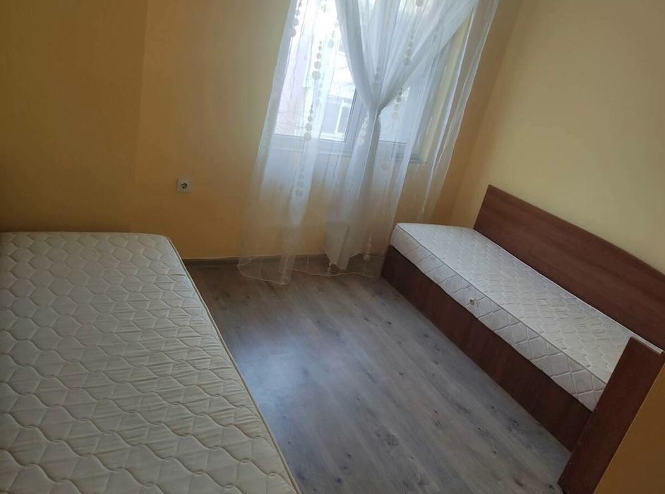 Дава се под наем Тристаен апартамент в Пловдив, Кючук Париж - 95 кв.м за 425 € - Снимка #3