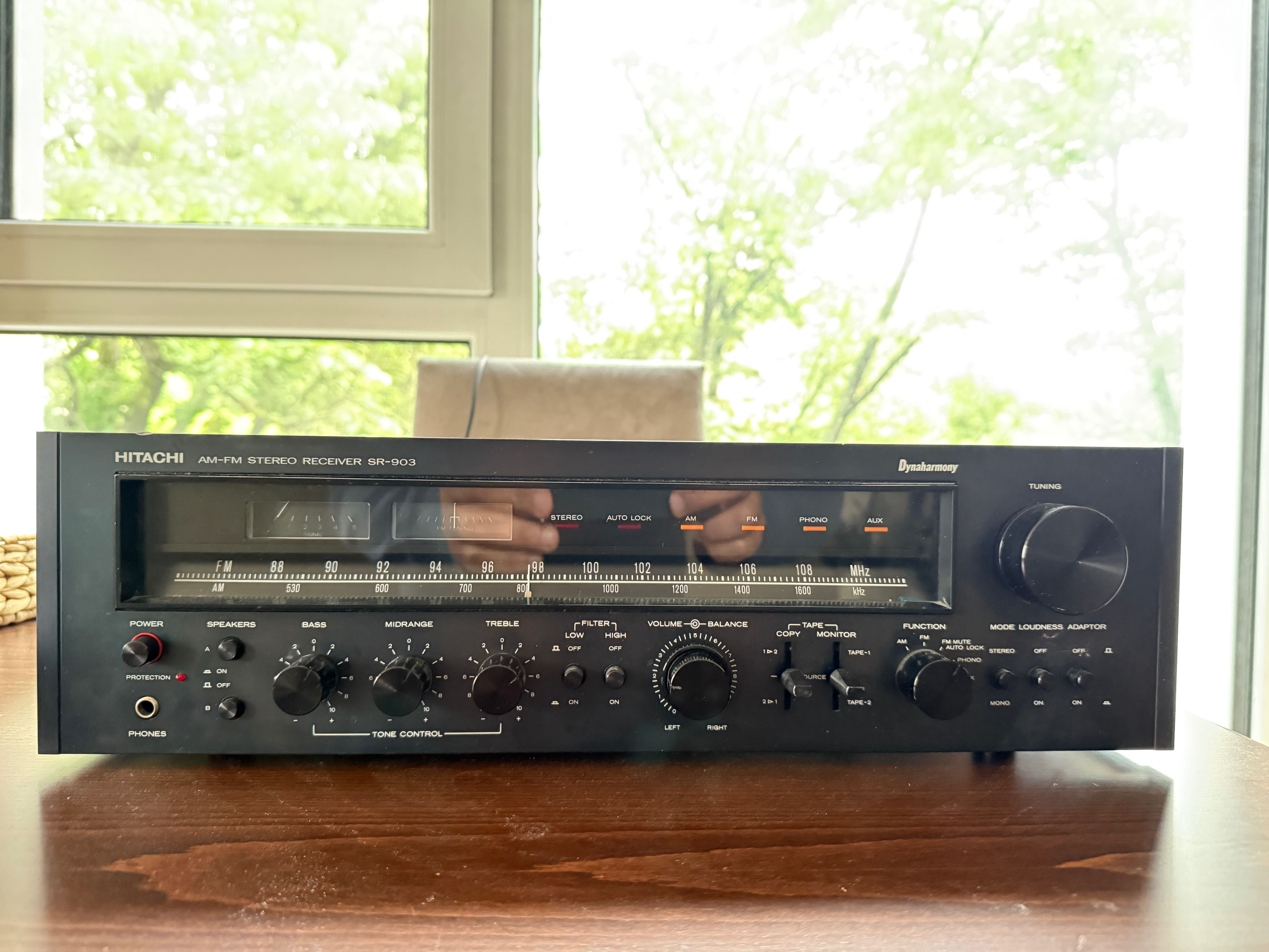 HITACHI receiver SR-903