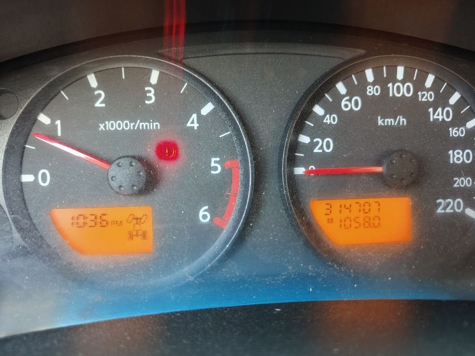 Vând Nissan Navara D40 – 2007 – Motor 2.5 dCi