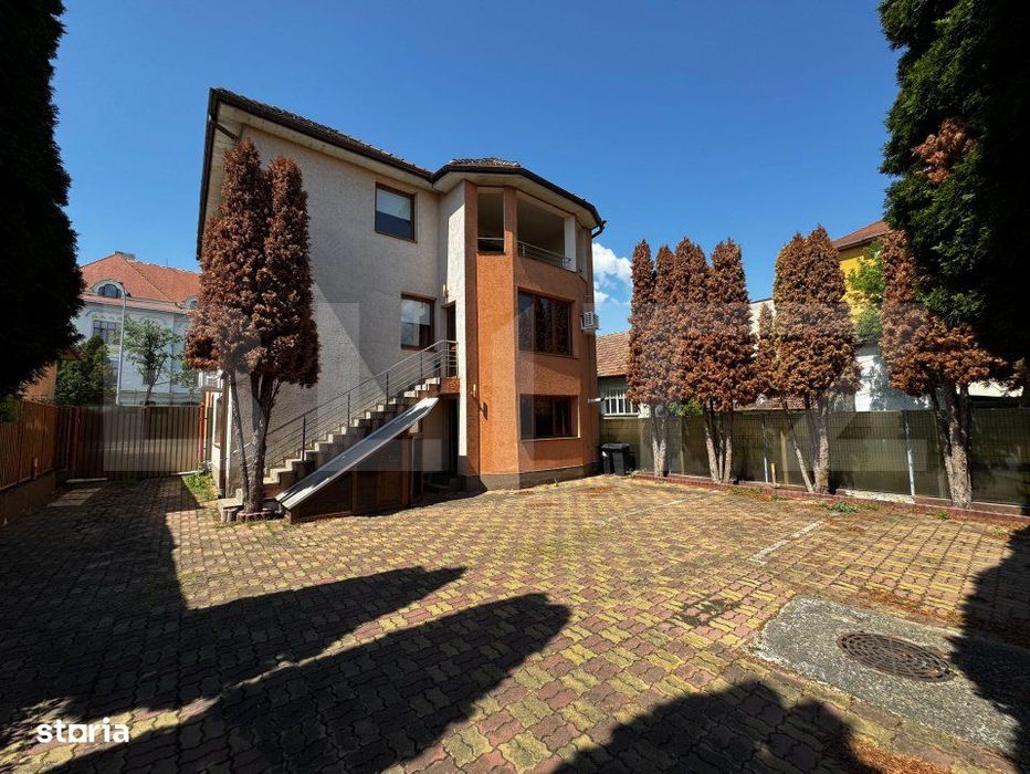 Sediu firma / Birouri de vanzare P+2E, 254 mp, zona ultracentrala Alba