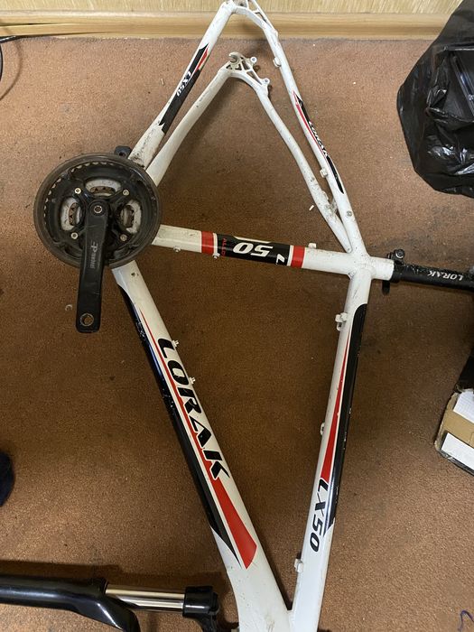 Велозапчасти  и акссесуары