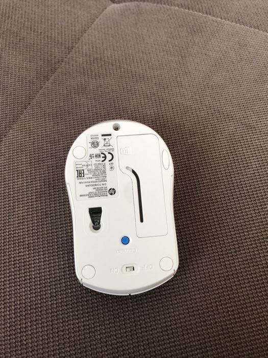 Vând mouse Nou wirless ( wifi )