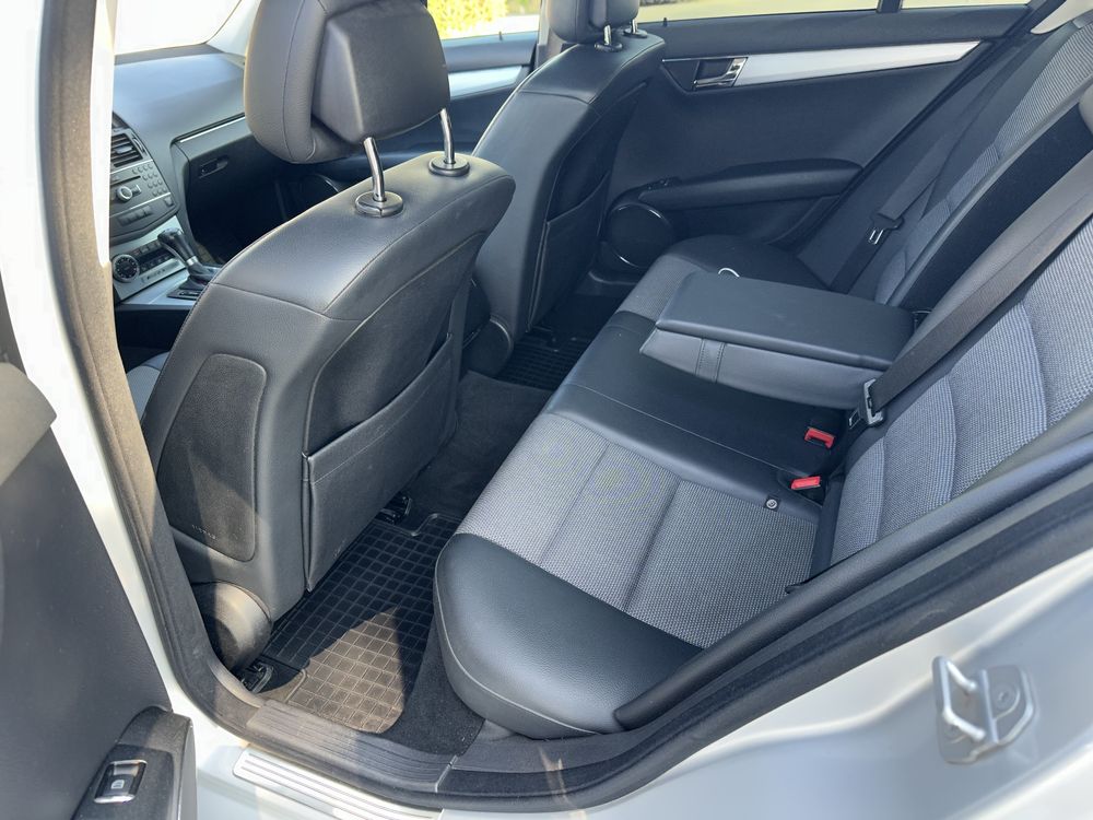 Mercedes C 200 -646