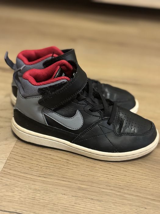 Ботуши ,маратонки ,кецове ,обувки