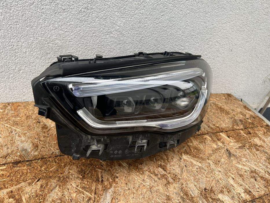 Far stanga Mercedes GLA H247 W247 Full LED Multibeam Original Europa