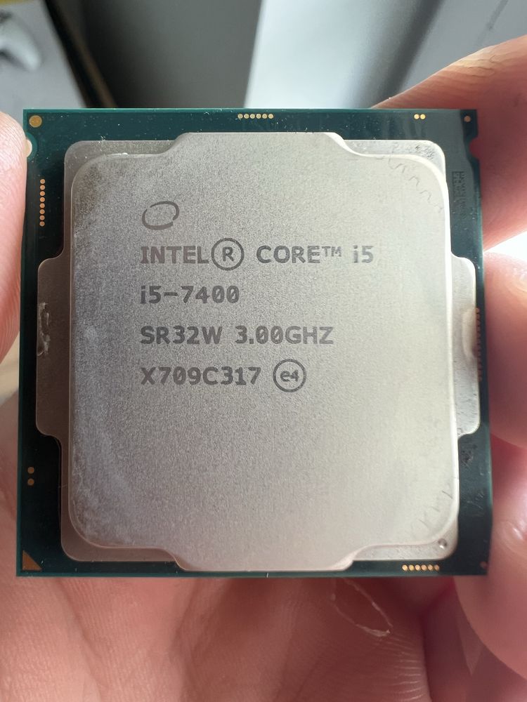 Комплект компоненти DDR4
