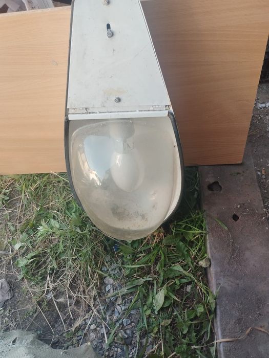 Продам фонарь уличный