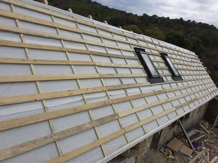 Executam acoperisuri terase de vara reparati de urgentăreducere 15%