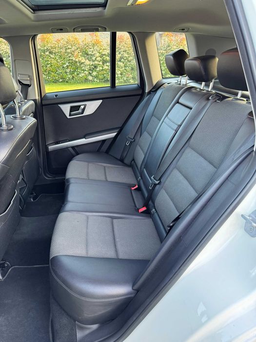 Vand Mercedes GLK 200 sport din 2011