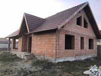 Montăm și reparăm acoperișuri • Dulgherie și izolații