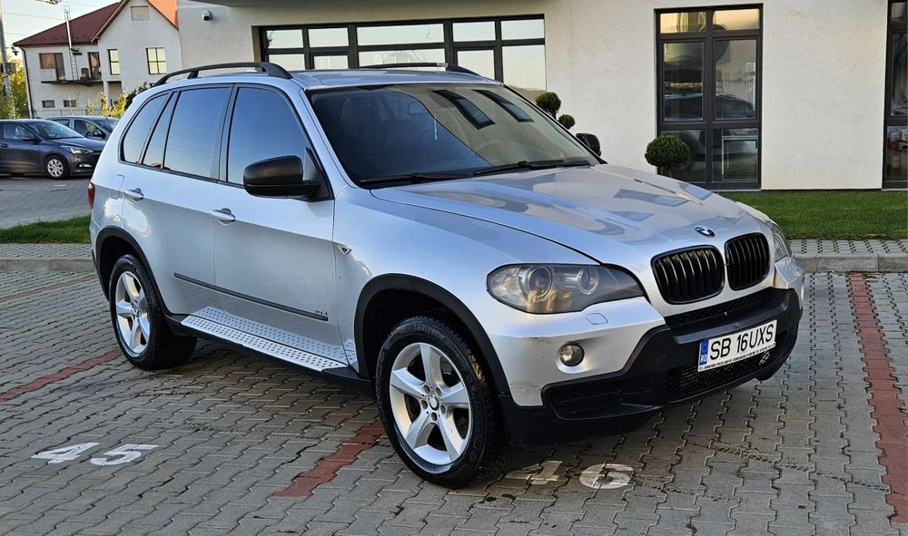 Vand sau schimb Bmw X5  X-drive 2008
