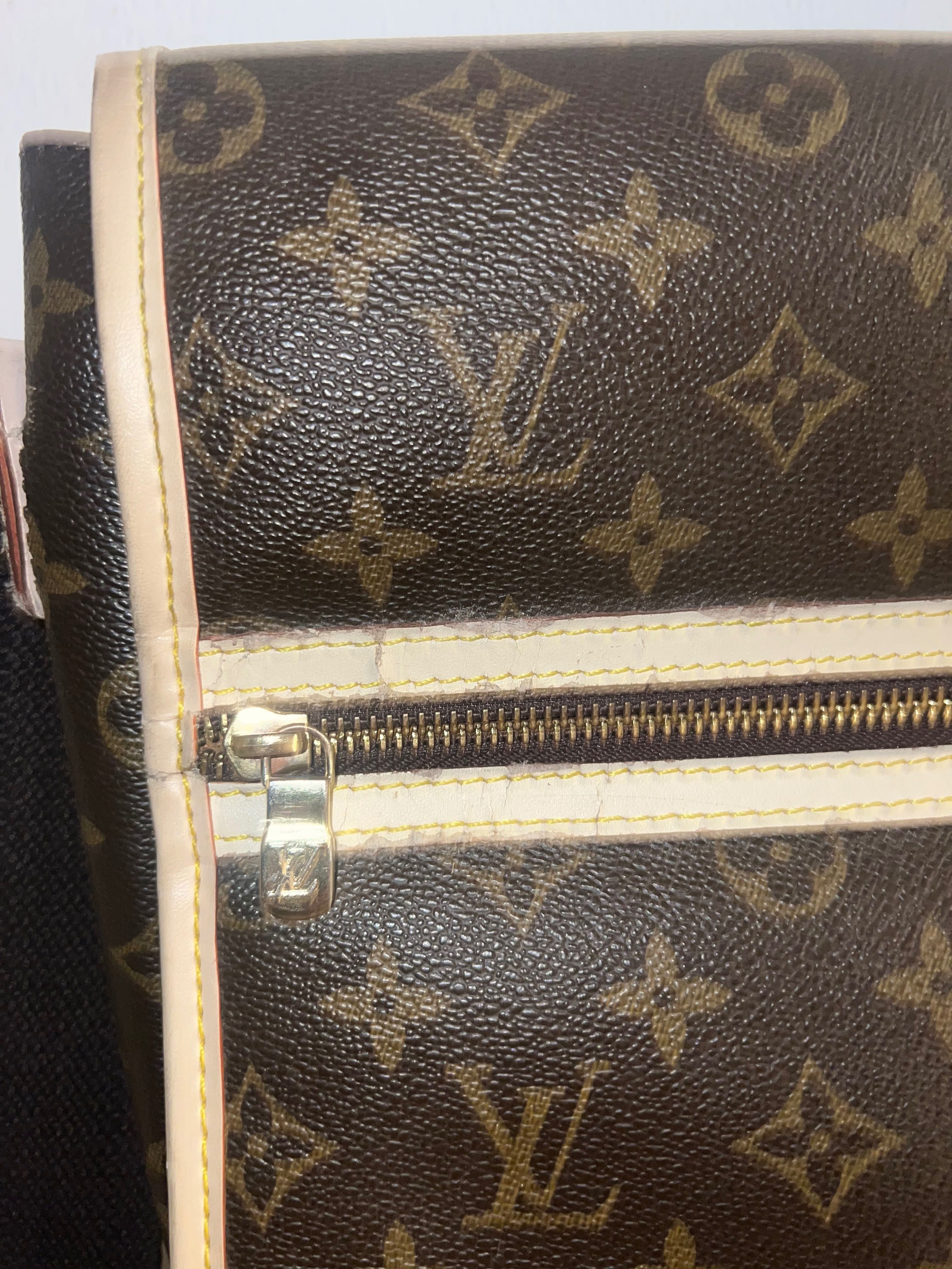 louis vuitton monogram messenger bosphore shoulder bag