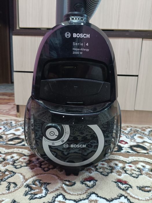 Продается Пылесос  Bosch