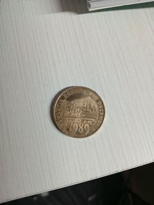 Vând monedă revoluție1989