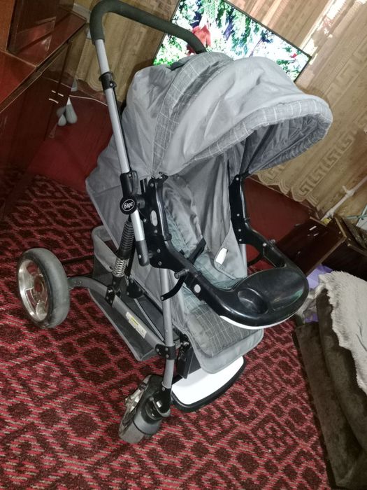 Продается две детские коляски