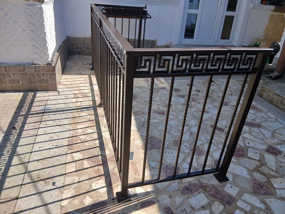 Balustrade cu auriu