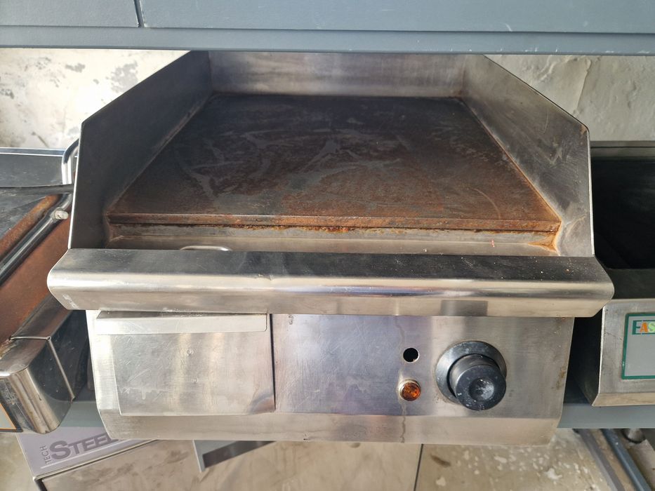 Gratar electric, Gratar roca vulcanica pe gaz, cu banc, din inox