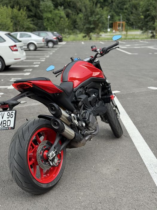 Ducati Monster 937 limitat A2