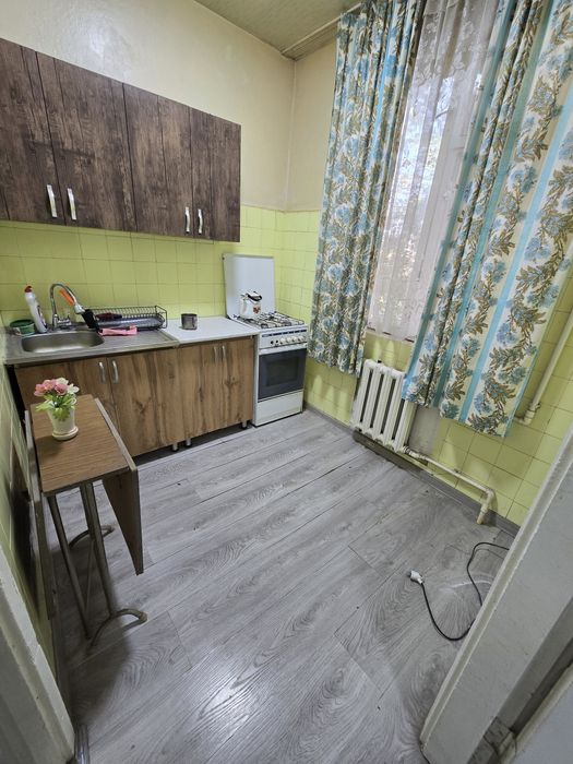 Чилонзор 19 ватсапп 3/3/4 балкон 1.5х3