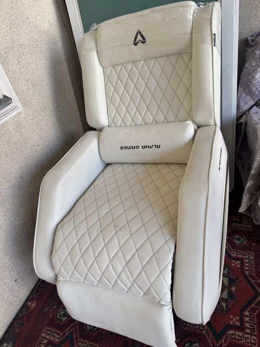 Срочно продам игровое кресло