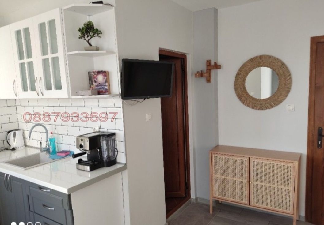 Дава се под наем Едностаен апартамент в Созопол - 21 кв.м за 193.8 € - Снимка #2