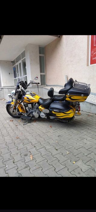 Yamaha road star 1600