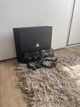 Ps4 pro+2 manete