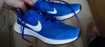 Маратонки nike 38
