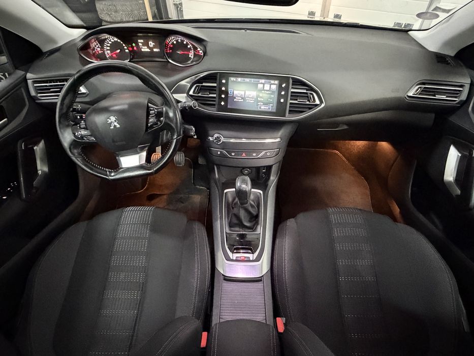 Peugeot 308 1.2 e-THP Allure – 2016 - Rate  - Garantie