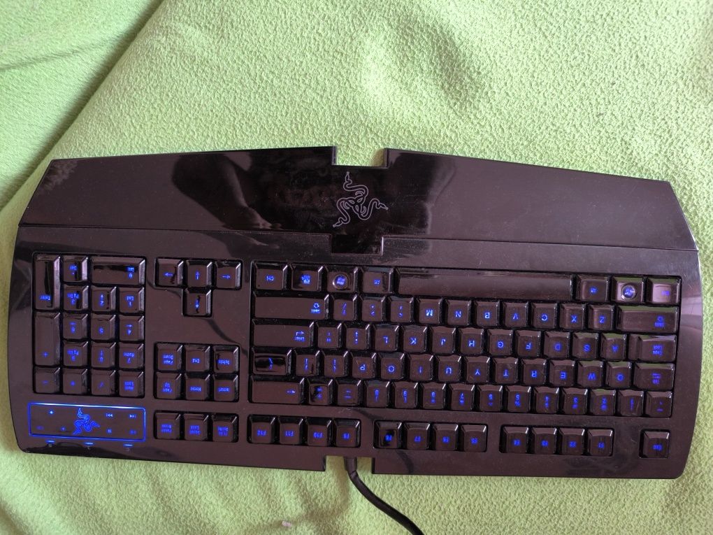 Клавиатури razer ,acer Predator, logitech, red dragon