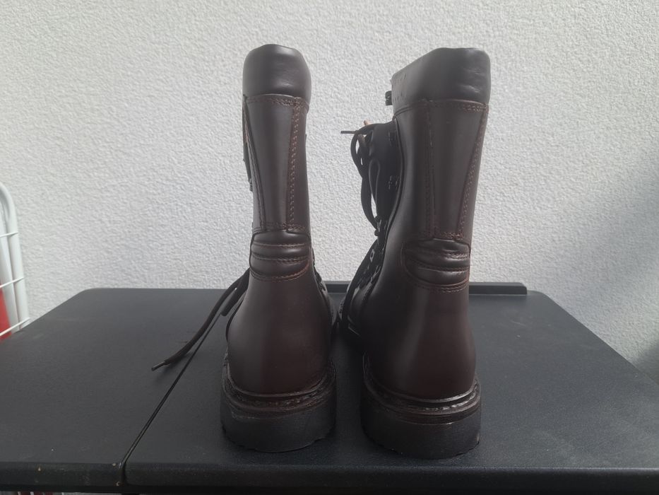 Bocanci militari din piele noi