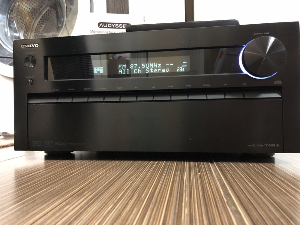 Onkyo TX-NR818 resiver