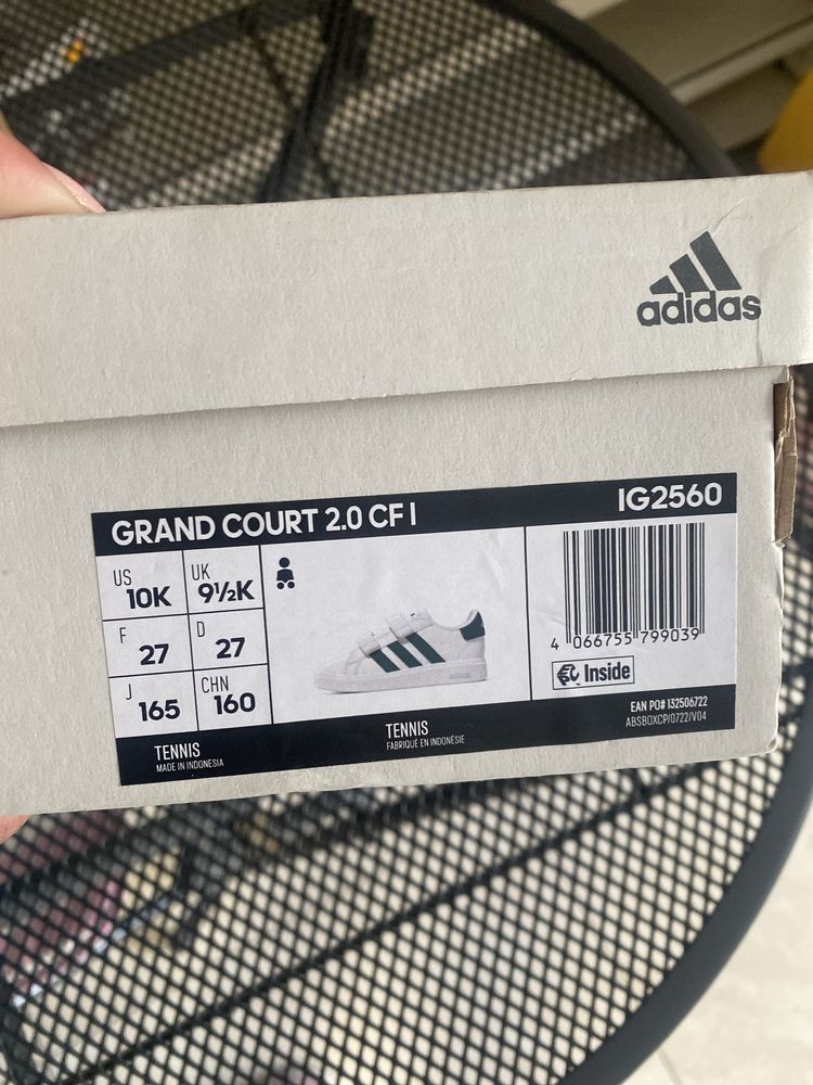 Детски маратонки Adidas в оригинална кутия