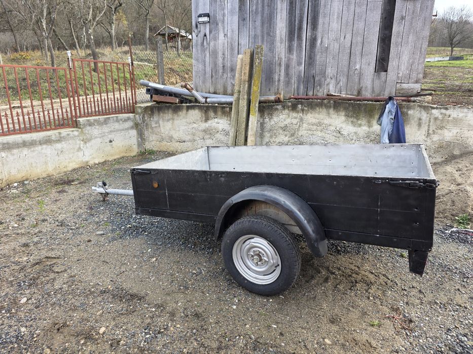 Vând remorcă 800kg