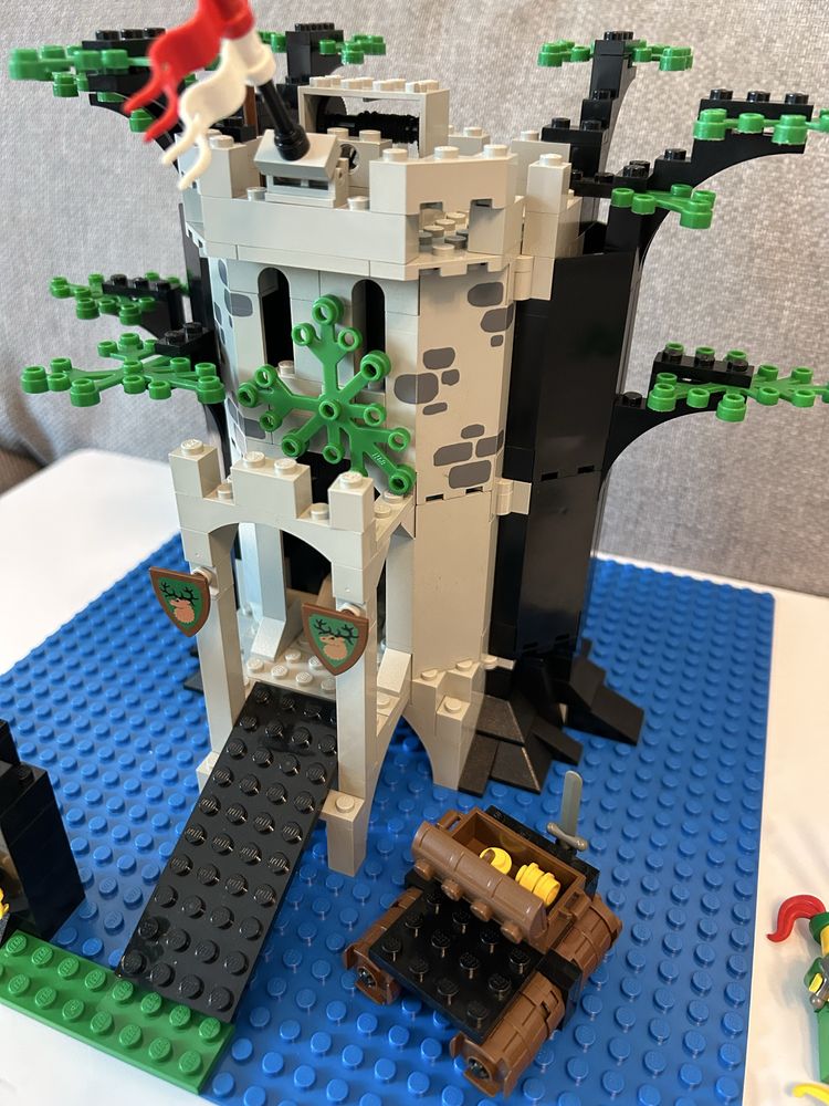 Lego Castle 6077 Forestmen's River Fortress