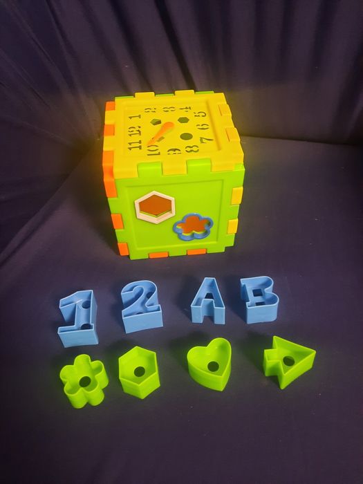 Jucarie Montessori de copil