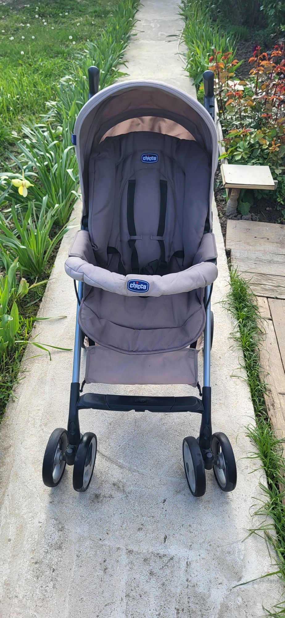Carucior Chicco trio sprint