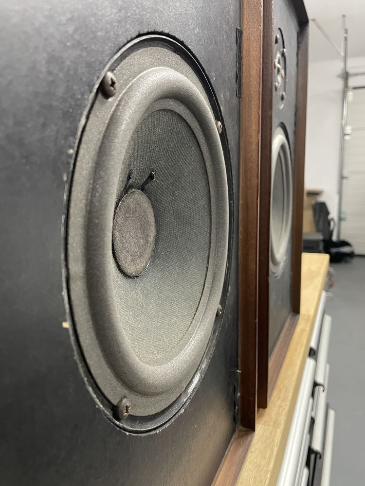 Boxe vintage acoustic research AR6
