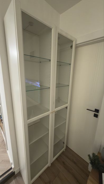 Vand vitrina Ikea alba
