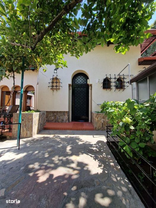 Vila 4 camere pretabila firma