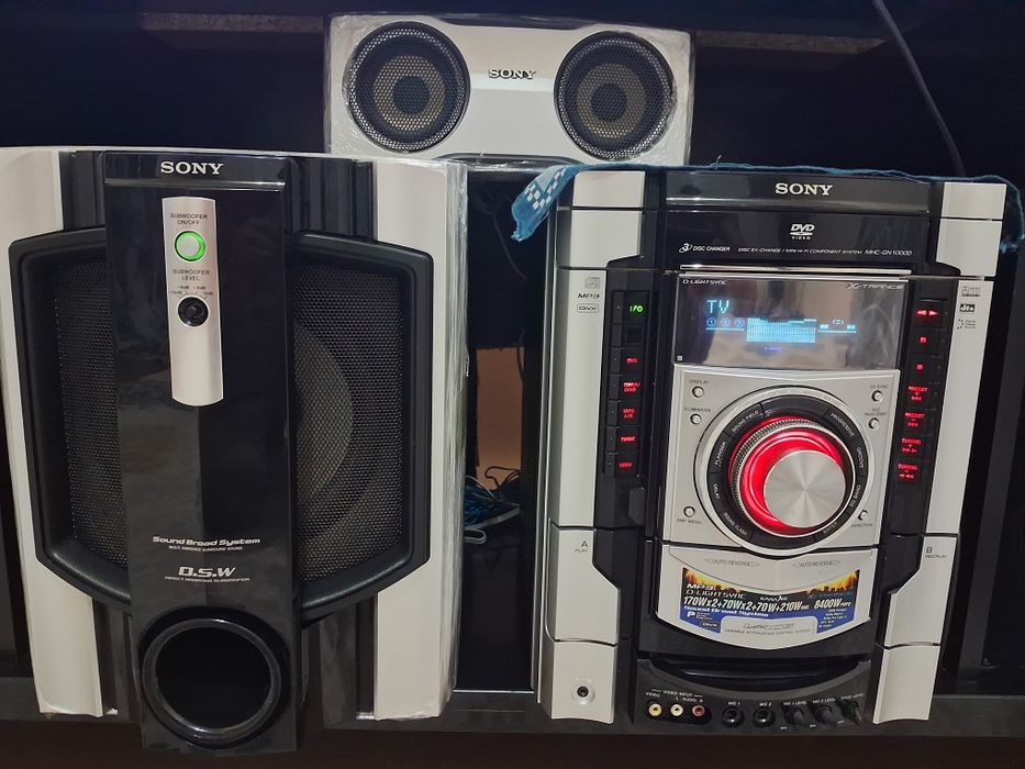 Музыкальный центр SONY 8400 WAT холати Ало янги DVD формат