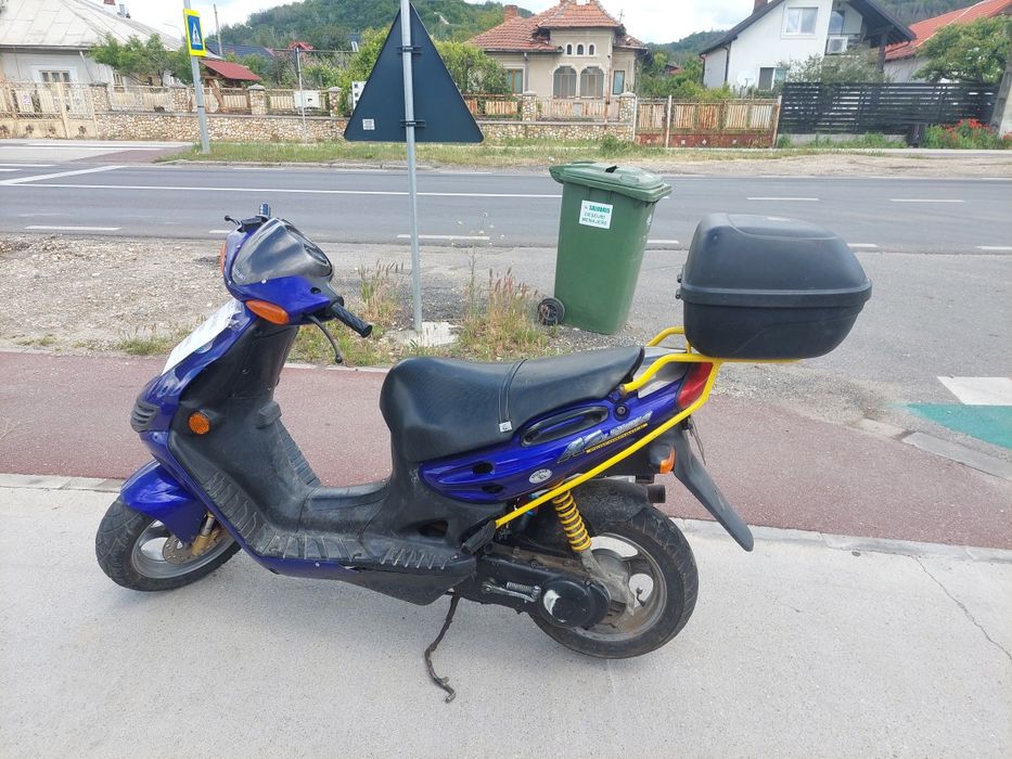 Scuter Suzuki Katana