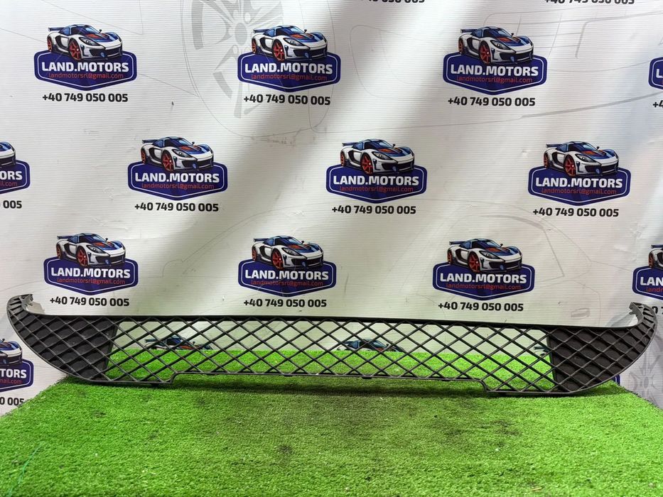 GRILĂ CENTRALĂ BARĂ FAȚĂ MERCEDES BENZ A200 2013 W176 1.8 DIESEL HATCHBACK COD OEM 280000033 99512890 A1768850022 11279981 2012-2018