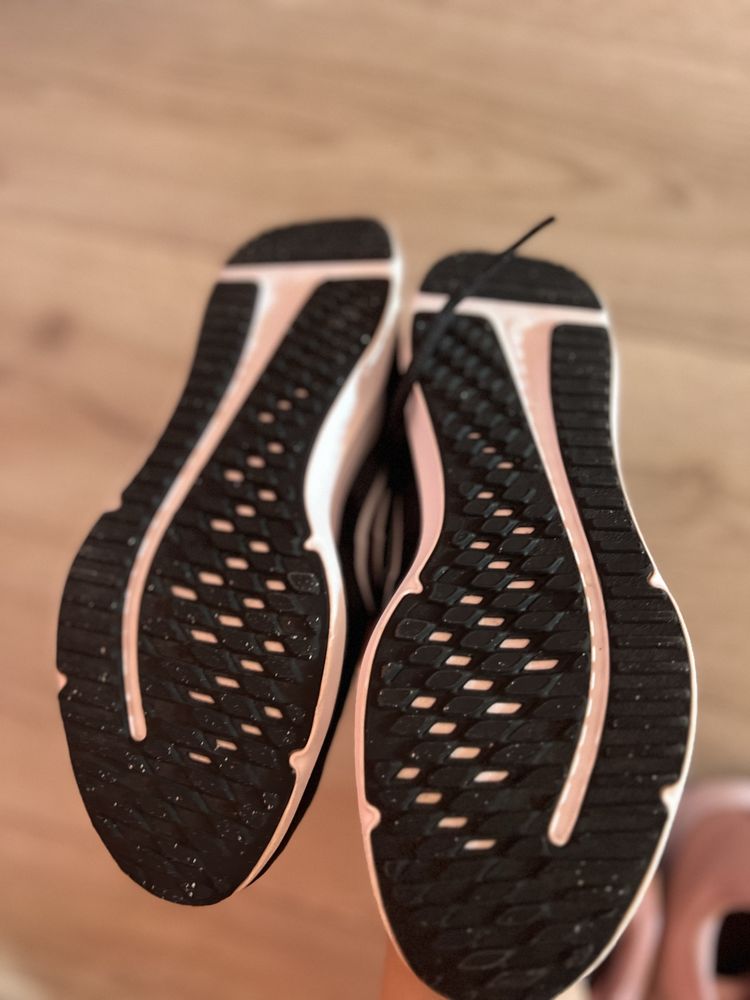 adidași nike pt fete