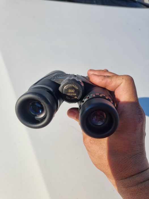 Binoclu 8x42 impecabil