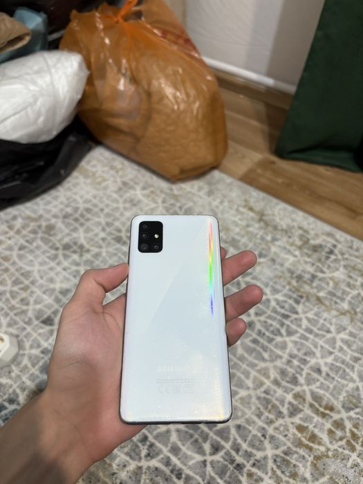 продам Samsung A51