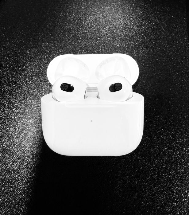 Наушники apple в отличном состоянии!